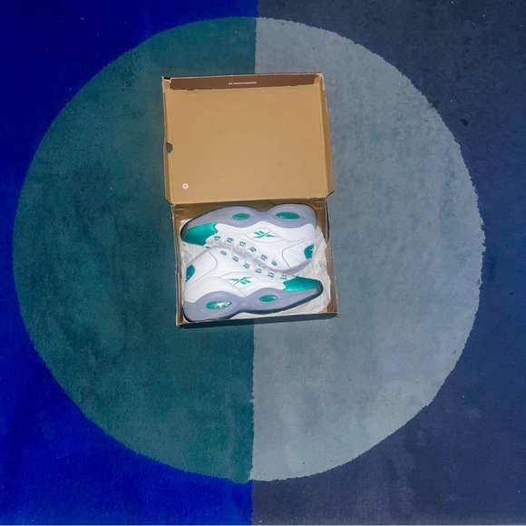 Allen Iverson “The Answer” Shoes - Picture 1 of 2